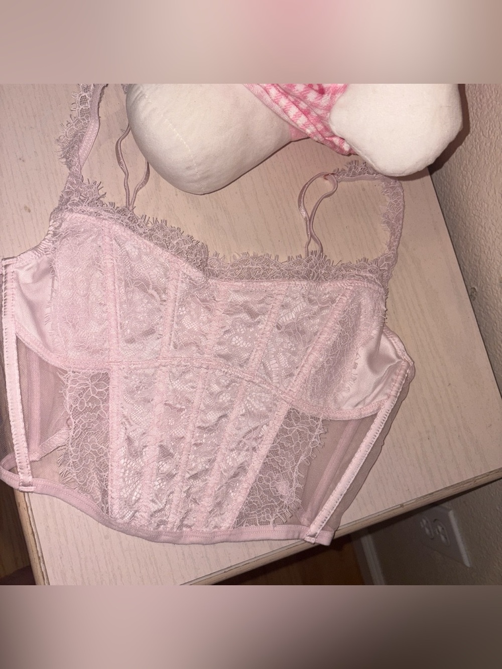 lace bustier 🍓